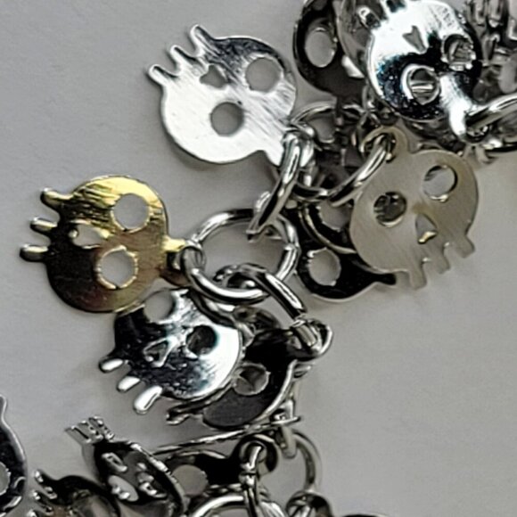 Skull Charm Long Necklace - Picture 4 of 7